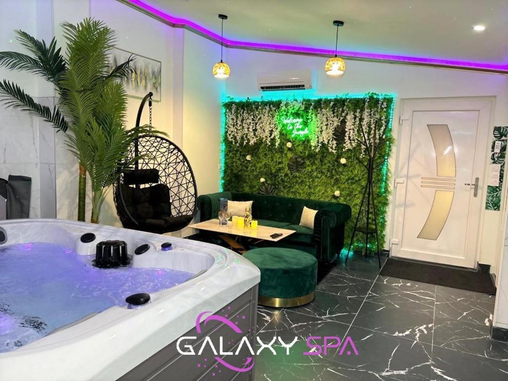 Galaxy Spa - Suite Jupiter Jacuzzi Privatif Champigneulles Exterior foto